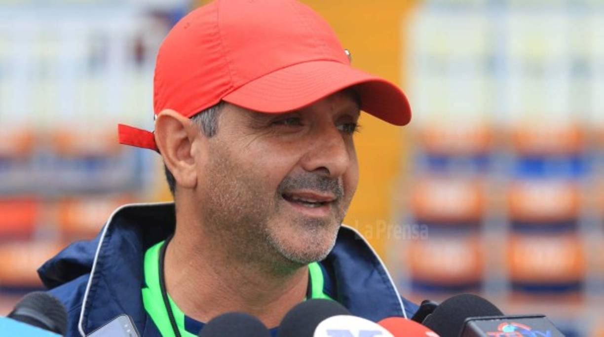 'A los futbolistas que están en mi equipo les deseo que les vaya muy bien y siempre tienen la puerta abierta para volver', dijo Diego dejando entrever que Harold Fonseca definitivamente no entra en sus planes.