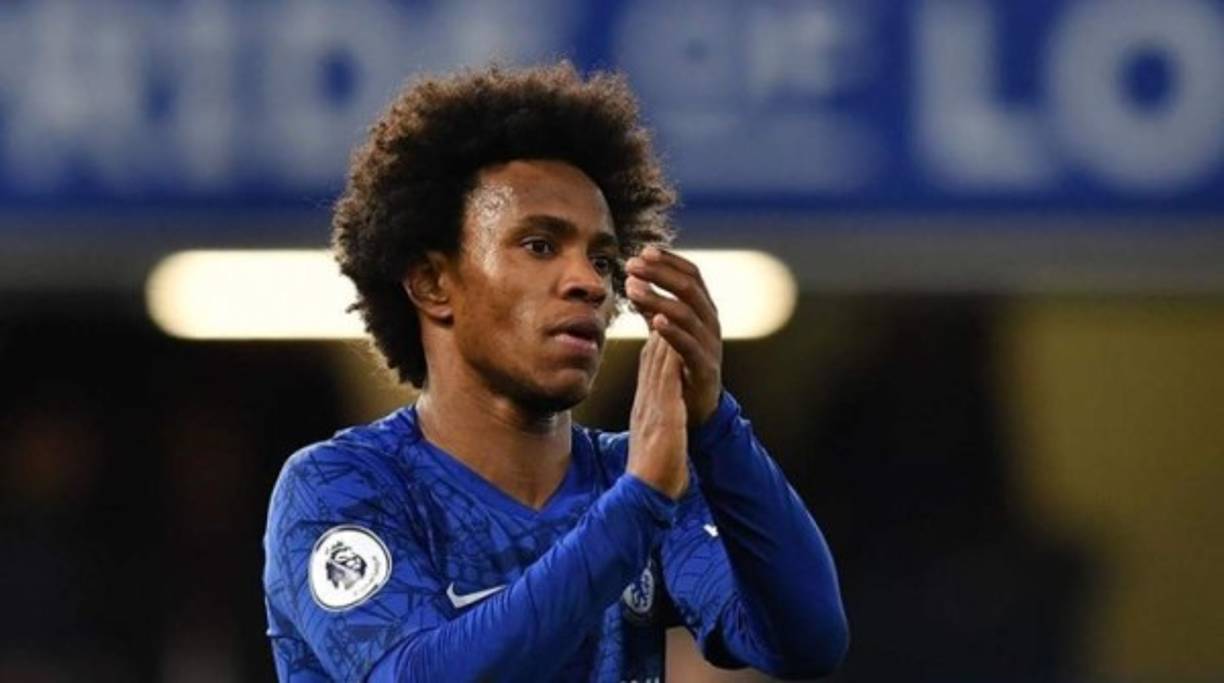 Según cuenta football.london, hay una dura pelea entre Arsenal y Tottenham por fichar al brasileño Willian, que acaba contrato con el Chelsea. Los dos clubes londinenses están muy interesados en incorporar al centrocampista internacional.
