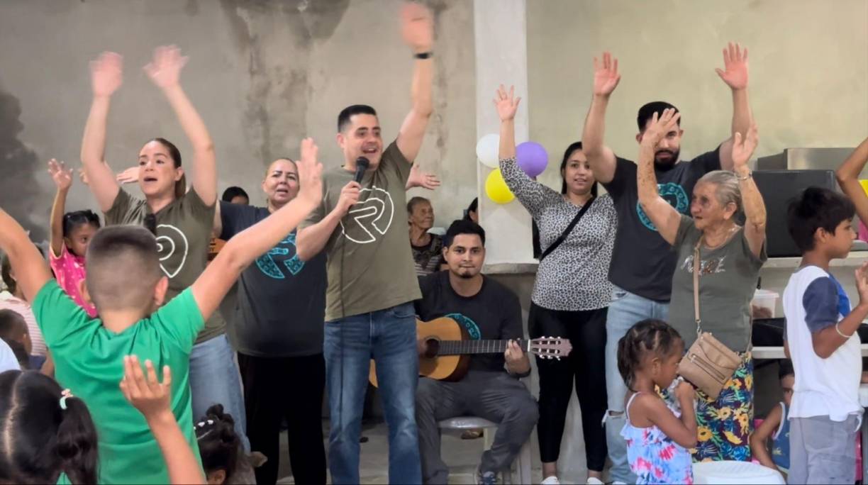 La celebración del Día del Niño en Choloma es un claro reflejo de cómo la fe y la solidaridad pueden transformar vidas. A través de la combinación de apoyo espiritual, alimentación y diversión, el evento ha dejado una huella positiva en la vida de los niños y ha fortalecido el vínculo.