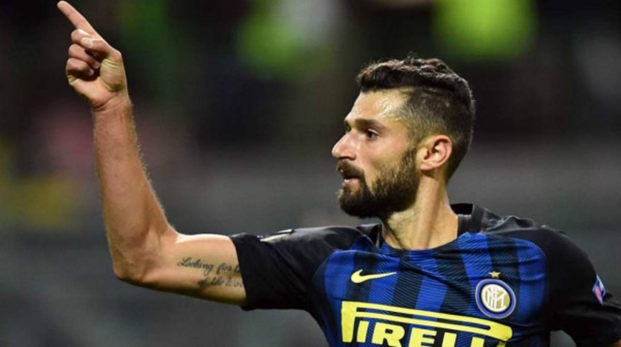 LONDON, ENGLAND - FEBRUARY 04: Shkodran Mustafi of Arsenal during the Premier League match between Chelsea and Arsenal at Stamford Bridge on February 4, 2017 in London, England. (Photo by David Price/Arsenal FC via Getty Images)