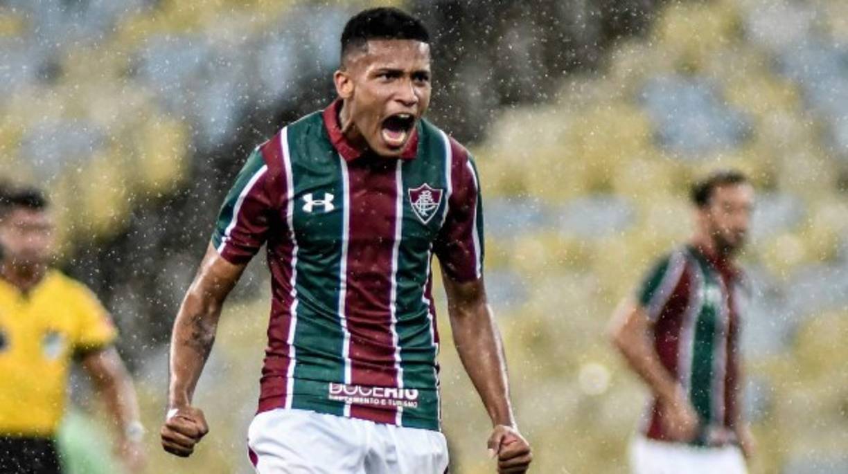 Según confirman desde España, el primer fichaje del Atlético de Madrid ya está cerrado y será en oficial en los próximos días. Se trata de Marcos Paulo, el delantero portugués de 20 años de Fluminense que ha brillado con su rendimiento reciente con el equipo brasileño.<br/><br/>Foto - Transfermarkt