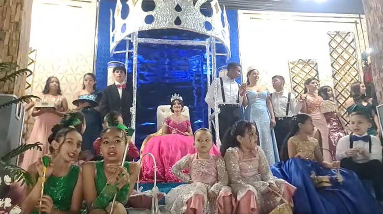 ”Yo dije: ‘no, no la podemos llevar al hospital porque la niña no está enferma. Ella estaba alentada. Hay que buscar oración’, les dije yo”, afirmó.