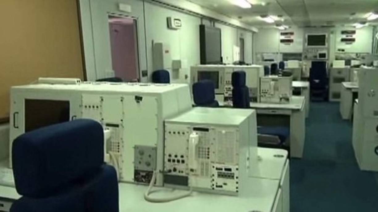 En caso de una explosión nuclear, el presidente, el secretario de defensa y los jefes de personal conjunto deben abordar el E-4B en una ubicación secreta y despegar de inmediato para evitar posibles ataques.