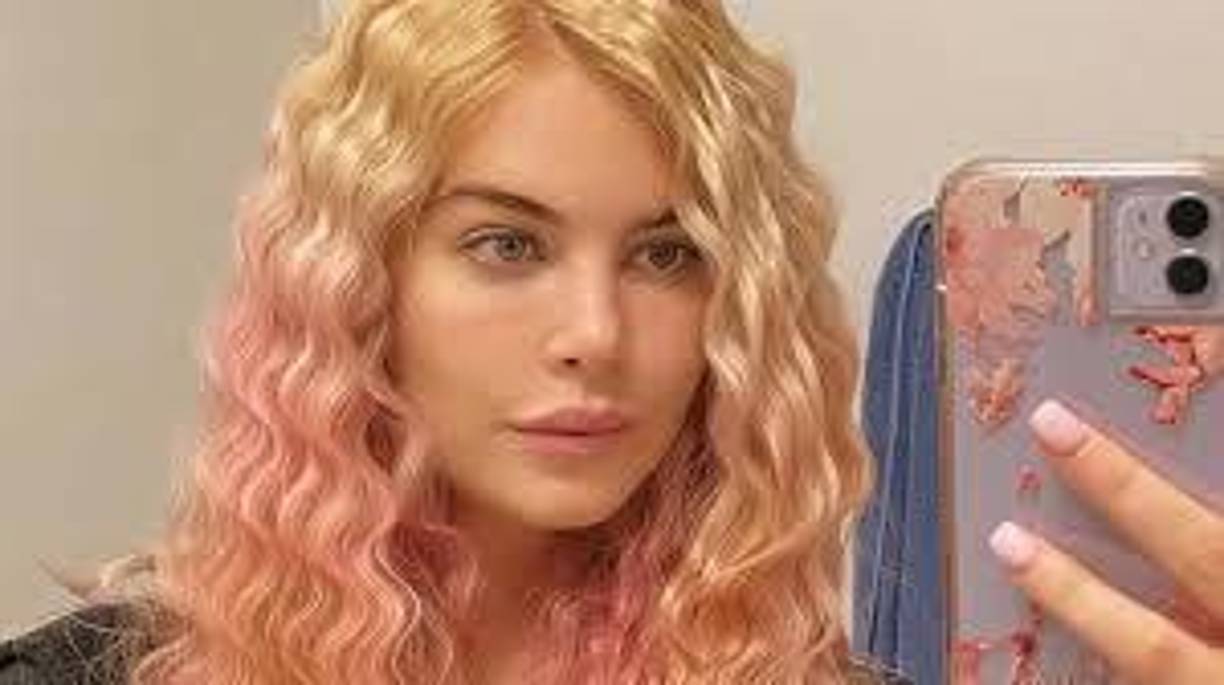 La denuncia de Freitas impulsó la intervención del FBI. La mujer afirmó que fue atraída con promesas de alcanzar la prosperidad económica y la influencer le pagó su boleto de avión desde desde Alemania. Sin embargo, al llegar a Estados Unidos fue obligada por Torres a trabajar en un club de striptease y luego como prostituta. “Si no cumplía con las cuotas de dinero, no podía volver a casa”, confesó.