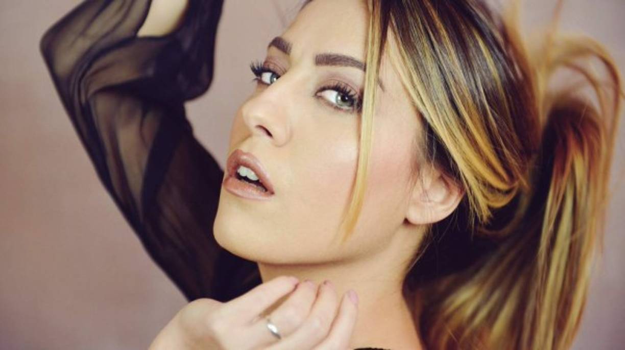 “Si el Nápoles ganase la Champions sería muy feliz de poder hacer sexo oral a todo el equipo”, señaló la joven.