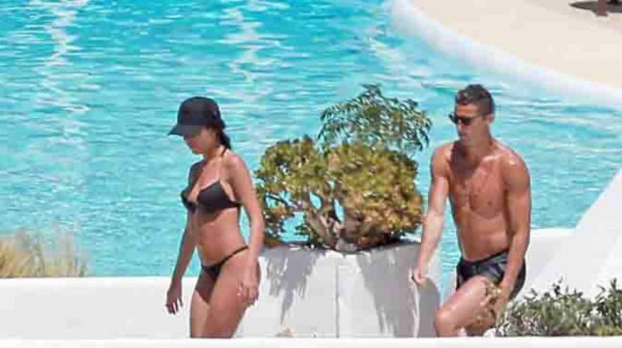 Ronaldo viajó en su jet privado junto a Georgina Rodriguez y sus amigos cercanos como Ricky Regufe y Miguel Paixao, quienes estuvieron con sus respectivas novias. FOTO TMZ.