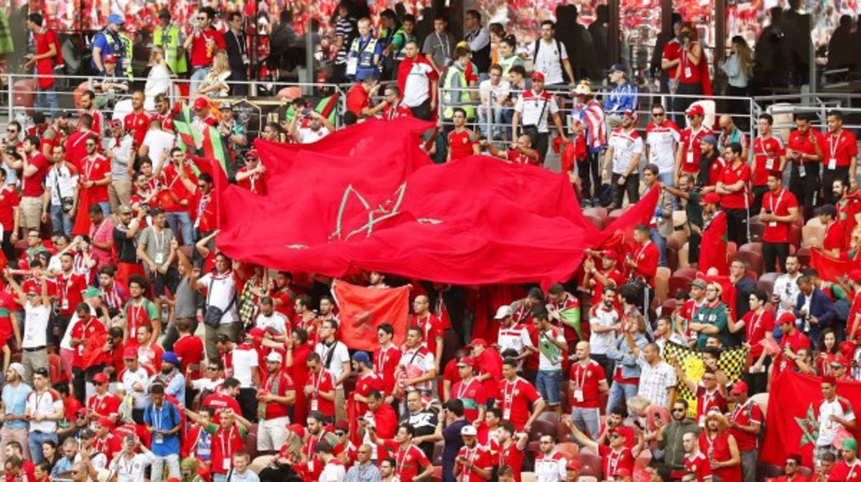 Tal como ha sucedido en el pasado en el fútbol español y en diversos estadios del mundo, los hinchas marroquíes intentaron molestar hoy a Cristiano Ronaldo recordándole la figura de Lionel Messi en el partido entre Portugal y Marruecos .