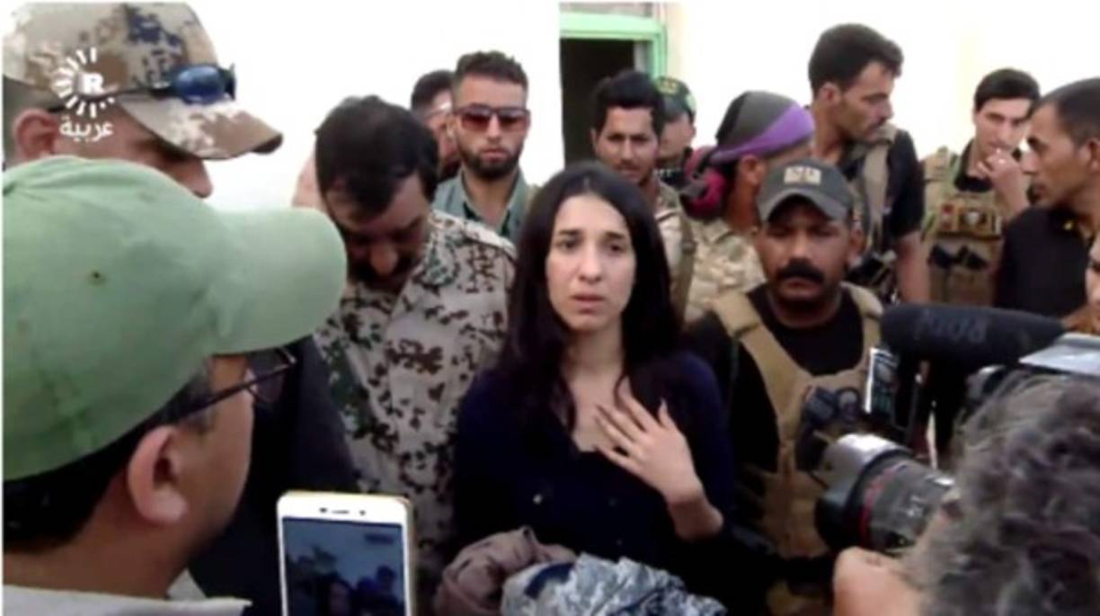 Nadia se convirtió en víctima de la 'yihad sexual' cuando en junio de 2014 combatientes del Isis atacaron su aldea en Irak, mataron a todos los hombres, incluyendo sus seis hermanos, y secuestraron a todas las mujeres y niñas para venderlas y convertirlas en esclavas sexuales.