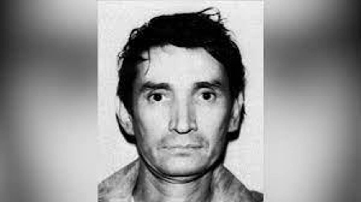 Félix Gallardo, también conocido como el Jefe de Jefes, tenía vínculos familiares con miembros de otra organización criminal que operaba en el norte de México, en la ciudad fronteriza de Tijuana. Esta organización, conocida como el Cártel de Tijuana, estaba liderada por los hermanos Arellano Félix y se dedicaba al tráfico de drogas a través de la frontera.