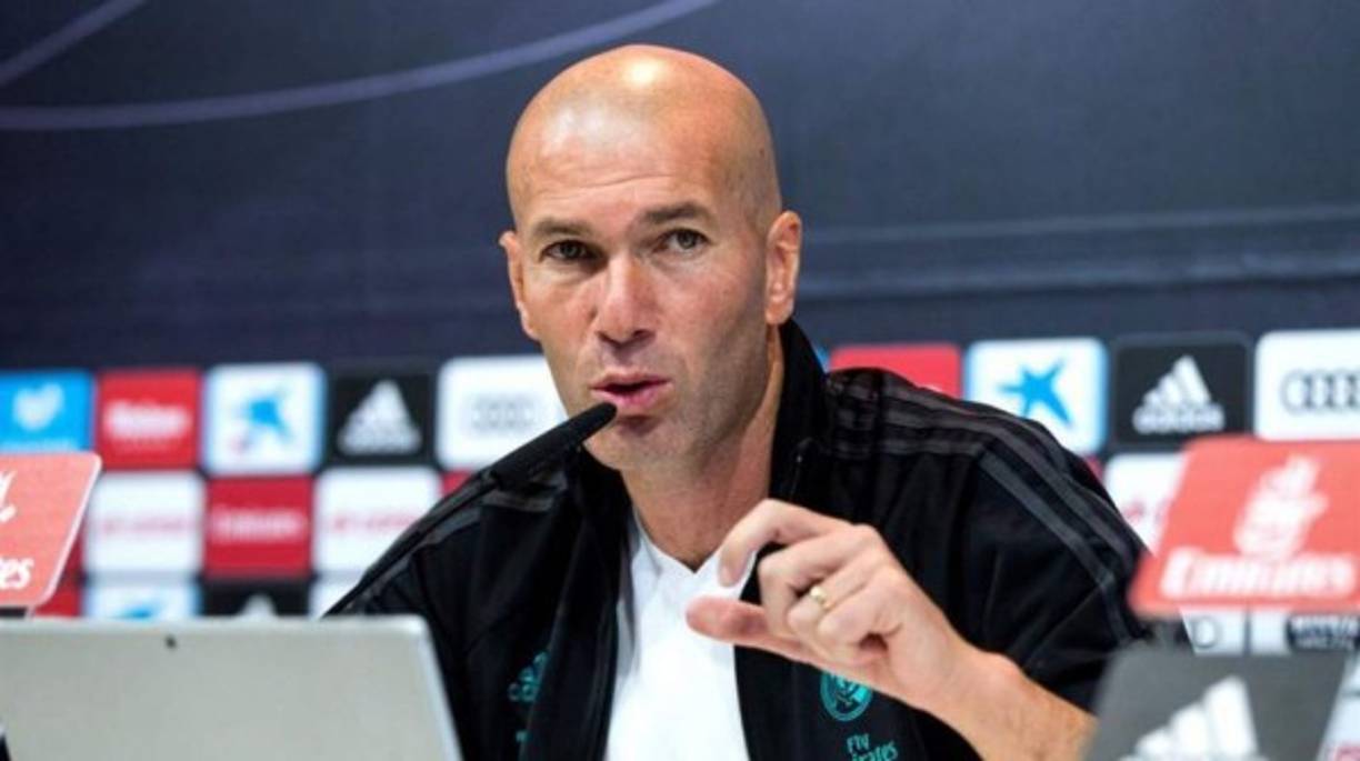 Zinedine Zidane habló sobre el posible fichaje de Neymar con el Real Madrid: 'No sé si están hablando con Neymar y no lo he pedido. Hay que acabar bien la temporada y el resto se hablará después'. Foto EFE