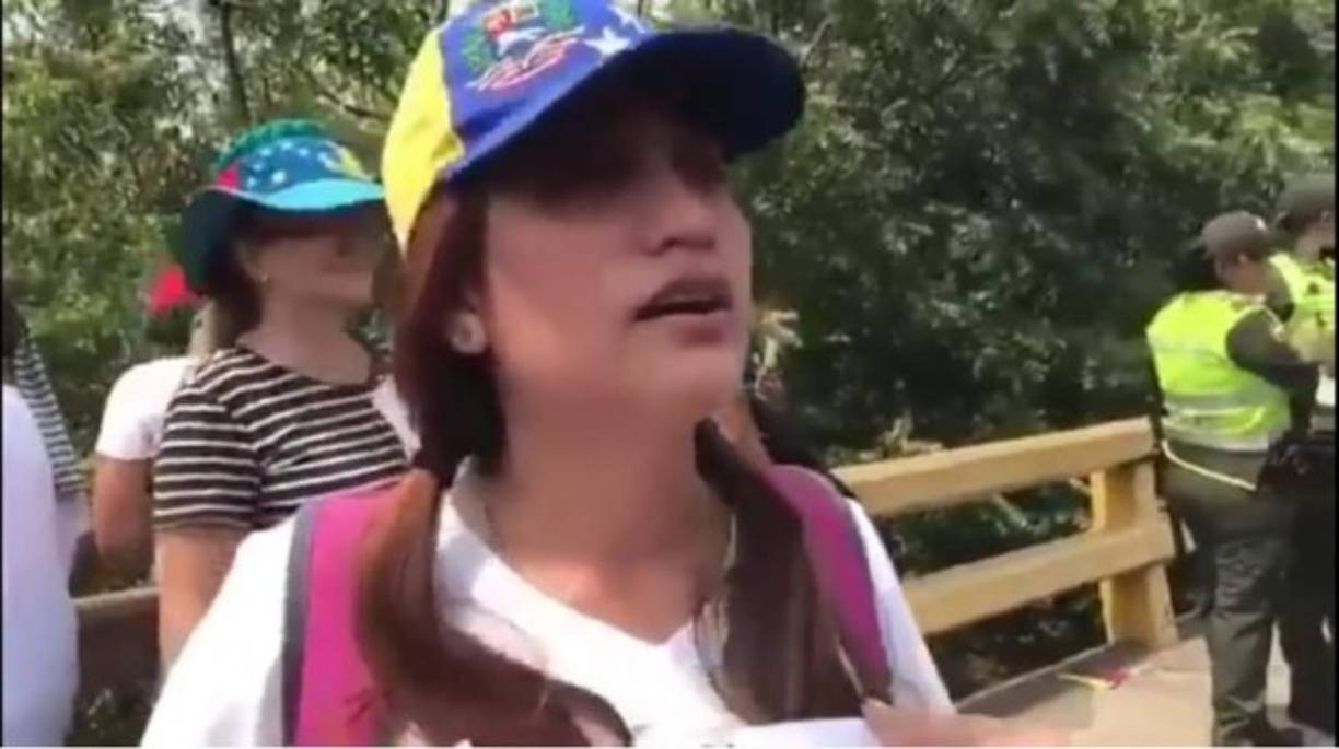 En las enérgicas protestas que se han realizado en la frontera de Colombia con Venezuela, el video de Oriana Gutiérrez se ha vuelto viral por la forma en el que la joven denunció la agresión que sufrió.<br/><br/>Aprovechando su momento de fama y el aumento de seguidores, 'la chama' ahora está realizando un nuevo proyecto.