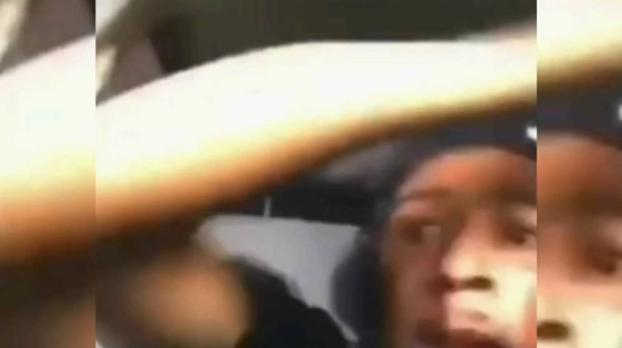 Paramédicos atendieron a Rivera, pero este fue declarado muerto allí mismo. Algunos espectadores que permanecían en la transmisión escribieron mensajes de duelo y reaccioron sorprendidos. En redes sociales se ha extendido la noticia relacionada a la muerte de Indian Red Boy. En imágenes se muestra el momento en que el joven es atacado a disparos.