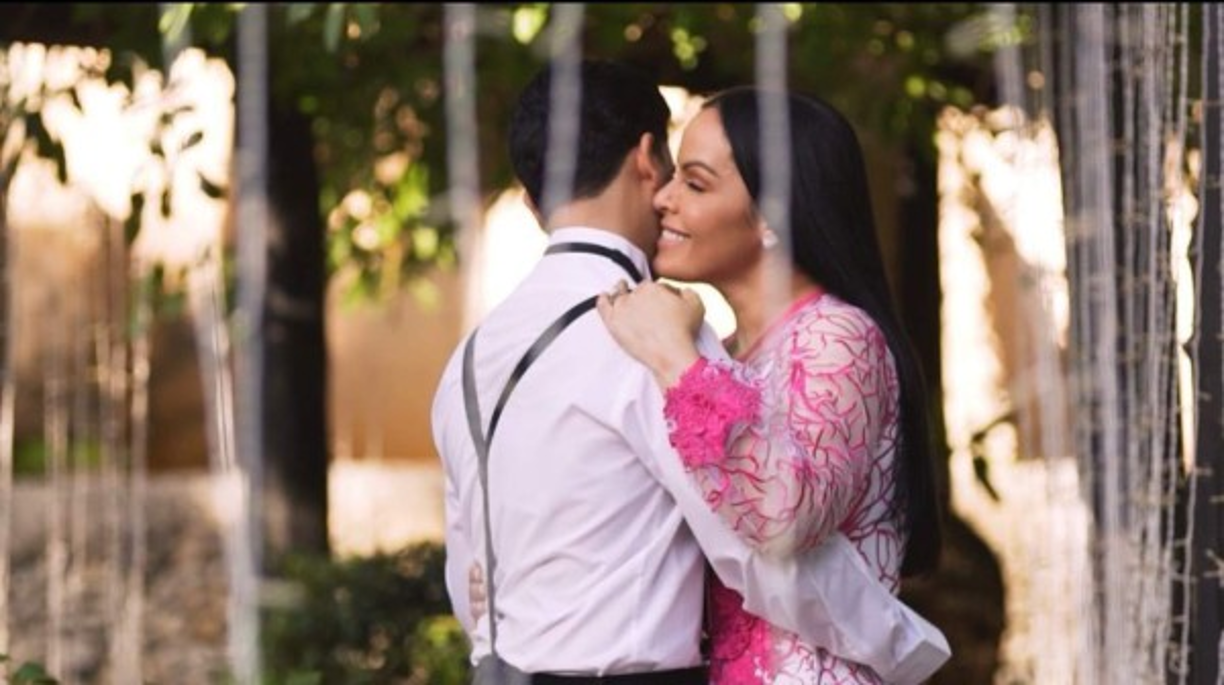 Yesenia Then vivió momentos difíciles al separarse de su primer esposo con el que procreó dos hijos, la causa fue por una supuesta infidelidad del también pastor José Liriano. <br/><br/>(Foto con su actual esposo)