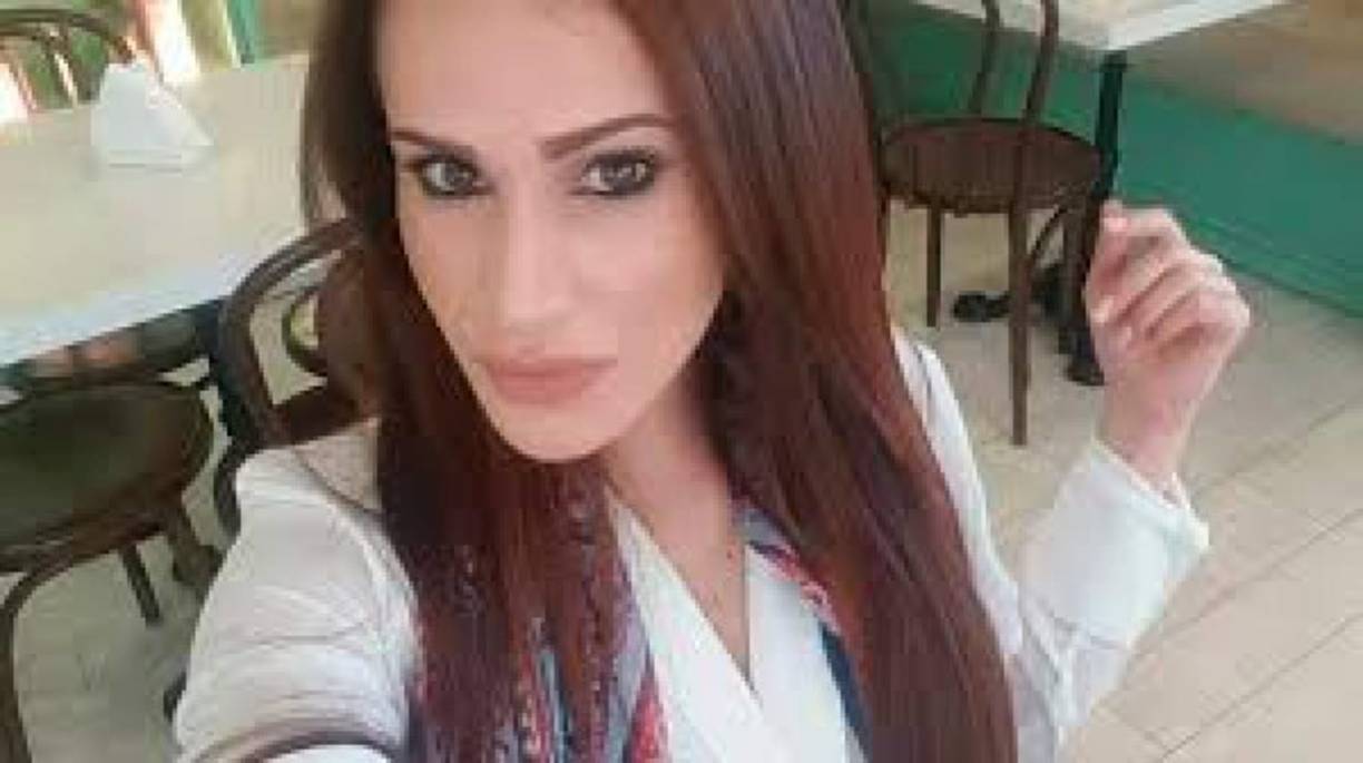 Su asesinato ocurrió cuando la mujer salía de una discoteca ubicada en el municipio de San Pedro, en el estado norteño de Nuevo León.