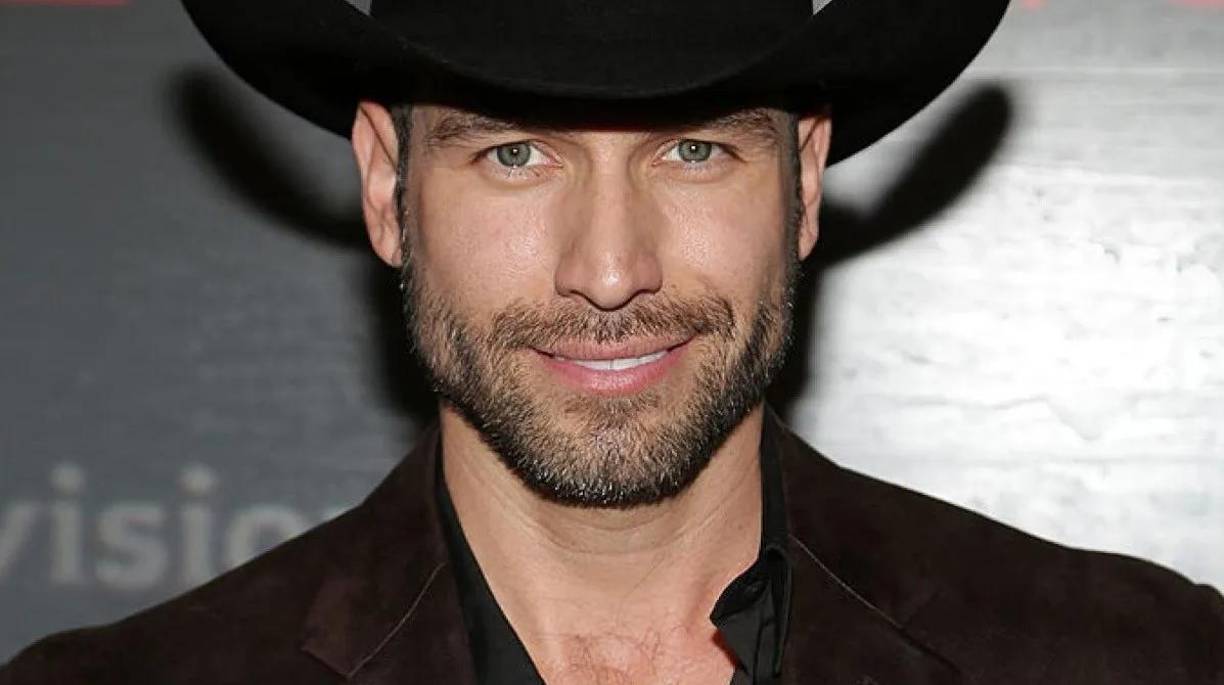 Tras una ausencia de tres años, el actor mexicano será visto como el bandolero Teo Valenzuela en la serie de la cadena Telemundo “Malverde: El Santo Patrón”, protagonizada por Pedro Fernández.