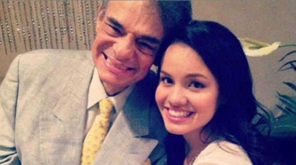 En el intercambio, Marysol planteó que lo que más le preocupaba de la situación era no saber las condiciones en que estaba viviendo su progenitor y su estado de salud.<br/><br/>Y el distanciamiento fue tanto que muchos afirman que los hijos mayores del cantante se dieron cuenta de su muerte por los medios de comunicación ya que nadie les avisó.<br/><br/>