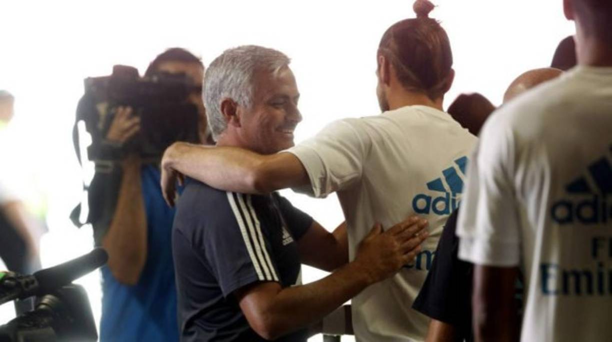 Mourinho quiere a Gareth Bale: El técnico portugués estaría encantado con fichar al jugador del Real Madrid para su Manchester United.