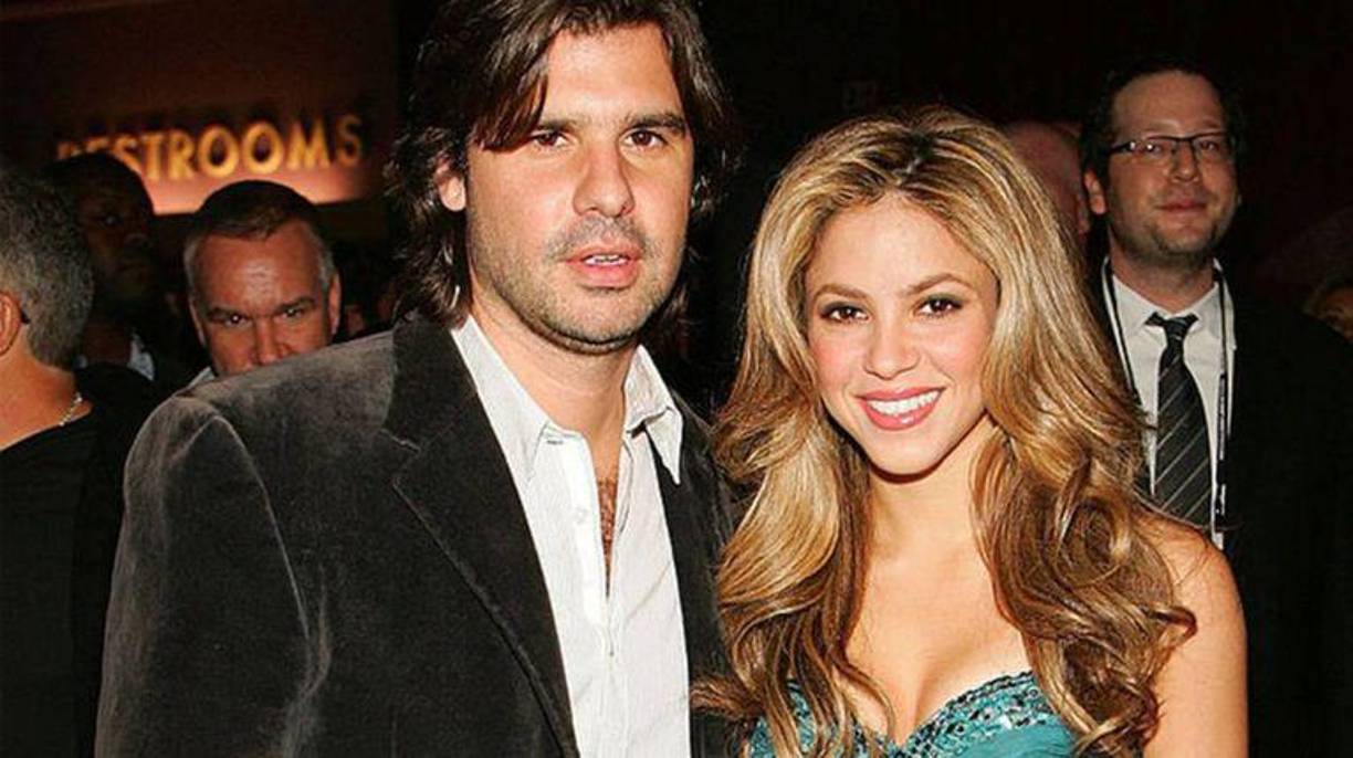 “Pequé por hablar demasiado, no saber dónde, cómo ni cuándo, todos estos años caminando juntos ahora no parecen tanto”, dice otra parte de la letra que Shakira le dedicó a Antonio de la Rúa. 