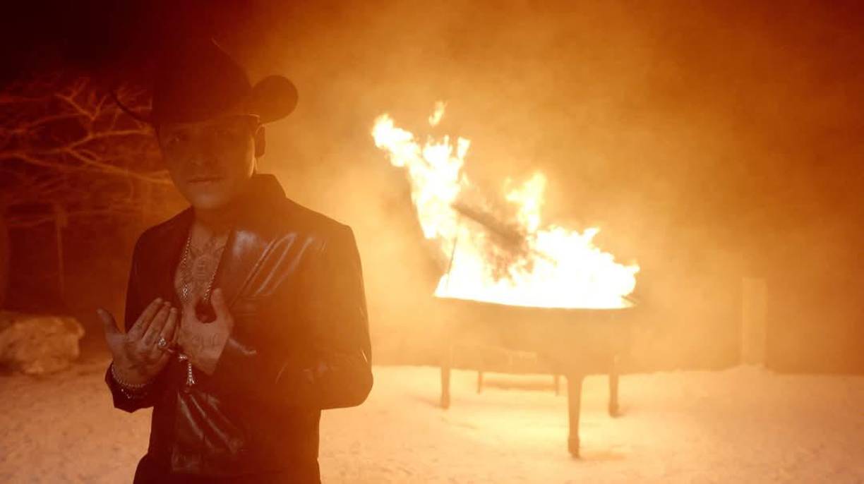 Uno de los momentos más comentados fue el anuncio de su noviazgo con Christian Nodal y su rápido enlace matrimonial, dejando a muchos sorprendidos.