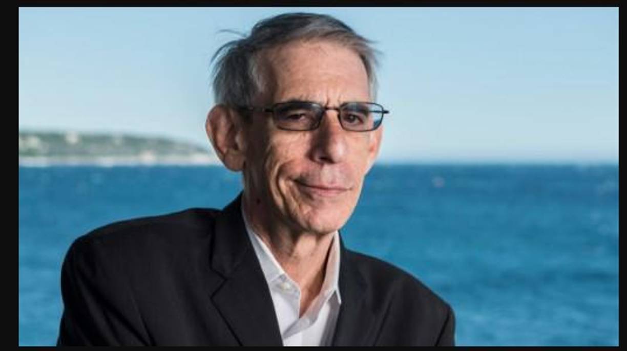 El guionista Bill Scheft, viejo amigo del actor, dijo a The Hollywood Reporter que Belzer tenía “muchos problemas de salud”.