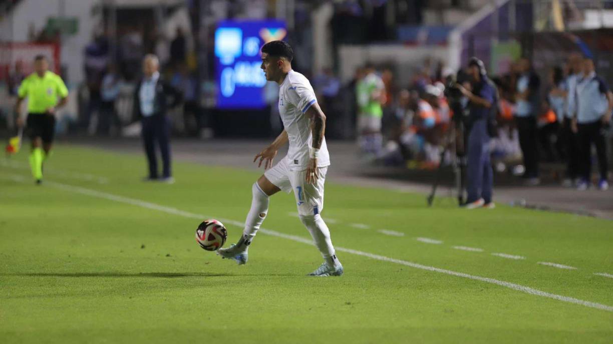 Luis Palma tiene un juego predecible que es fácil de descifrar por los contrarios con un buen análisis previo. En los linderos del área y por el costado donde se mueve, no genera peligrosidad.