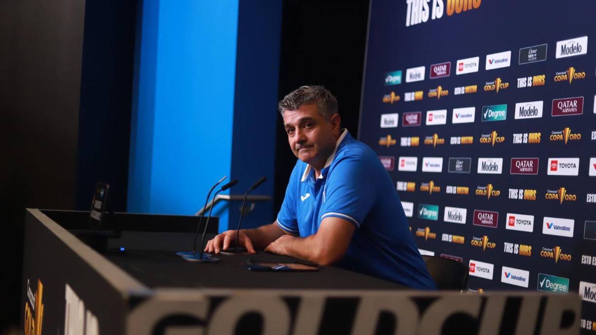 Luego de finalizar el encuentro, Diego Vázquez fue a conferencia de prensa para responder a todas las preguntas de periodistas nacionales e internacionales.