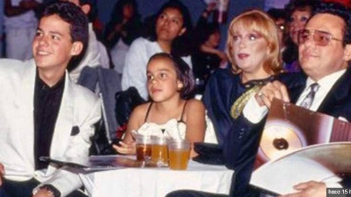 Anel llegó a asegurar que era Sara, quien se había encargado de aleja al 'Príncipe de la Canción' de sus hijos.<br/><br/>Al final, Marisol afirmó que no tenían ningún interés en la herencia. “Nunca ha sido un papá que se ha sentado a decidir en cuestión de herencias, regalías, Pero tampoco nosotros nunca hemos sido hijos, al menos hablo de José y de mí, que al día de hoy ya sepamos en qué porcentaje nos vamos a quedar o cómo está la cuestión. En fin, no ha pasado así”, dijo.<br/><br/>