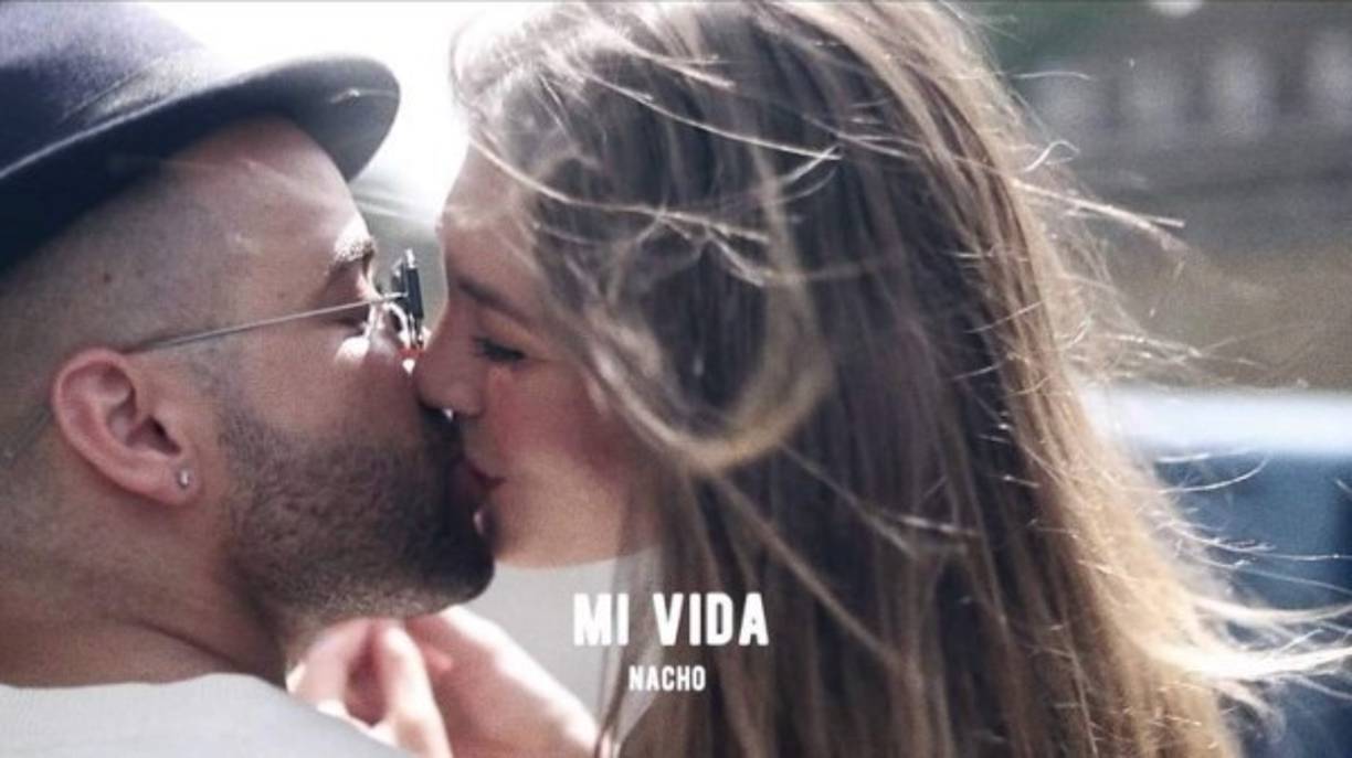 El propio músico ya ha reconocido en sus redes sociales que el objetivo era, efectivamente, que todos los videoclips que han realizado juntos para contar 'una sola historia con principio y desenlace' vieran la luz al mismo tiempo y 'desencadenaran la polémica' sobre quién era la chica que repetía protagonismo en todos ellos.<br/>