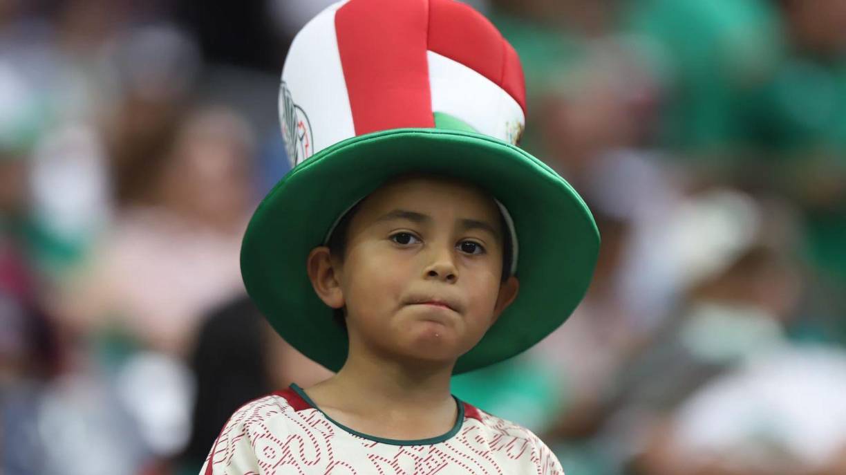 Lindas chicas y los pequeños que enamoraron en el México-Honduras