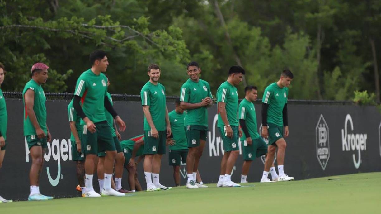 Para ello, el estratega enviaría esta alineación ante Honduras en su debut en la Copa Oro, que tiene cambios, como el de César Montes por la suspensión.