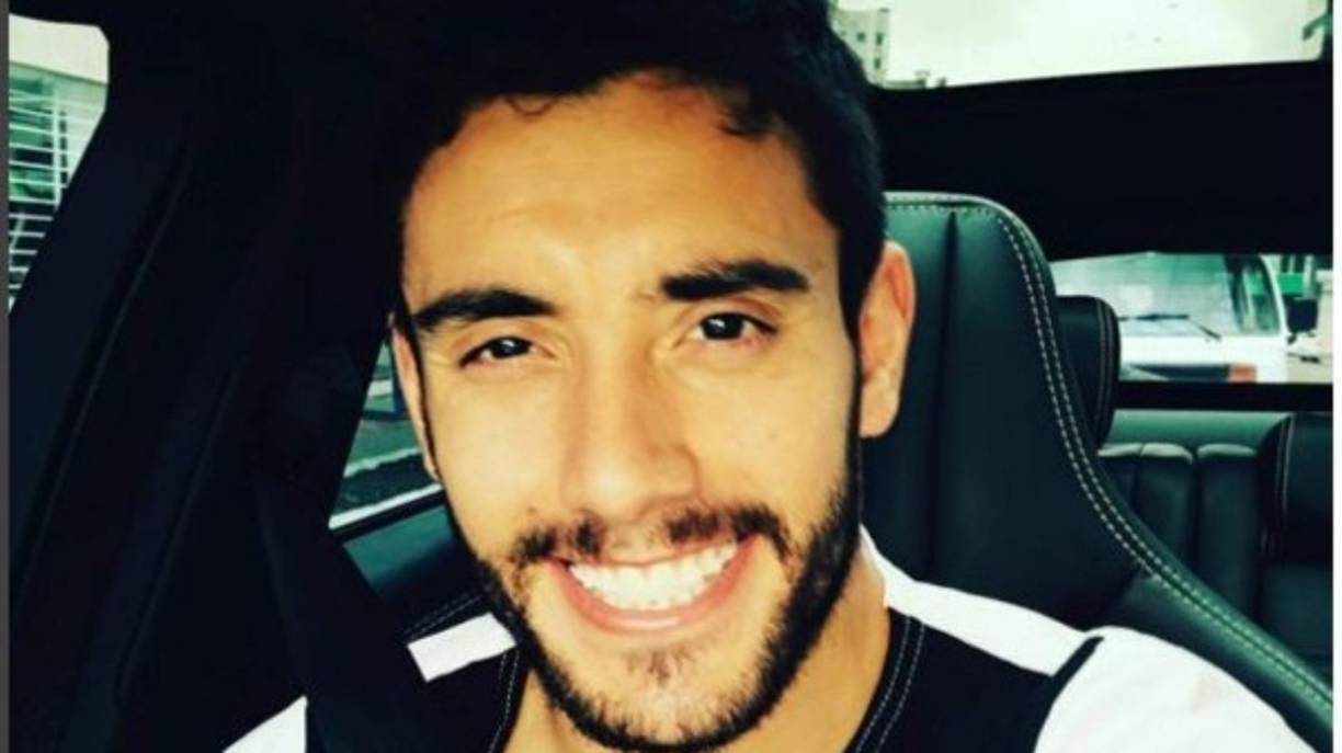Seis pasajeros sobrevivieron al accidente del avión que transportaba a la plantilla del club brasileño Chapecoense a Medellín, Colombia. El jugador Alan Luciano Ruschel, es uno de los tres futbolistas que se salvaron de morir en el siniestro.