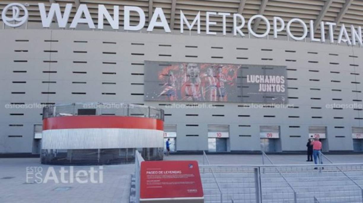 El Atlético de Madrid ha hecho honor a los mejores jugadores que han portado su camiseta, los considera leyendas y entre ellos han puesto al hondureño Enrique Cardona.