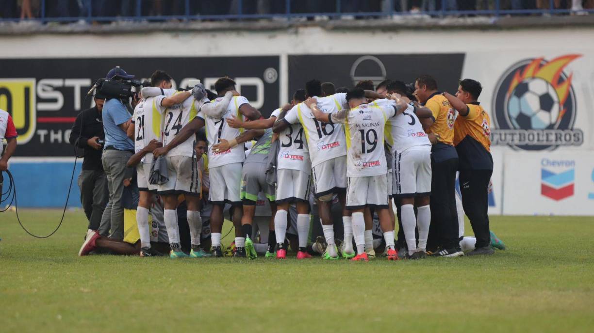 Tapadas que fueron cruciales para evitar el alargue y con el que Génesis se quedó con el último boleto a las semifinales del Clausura 2024. 