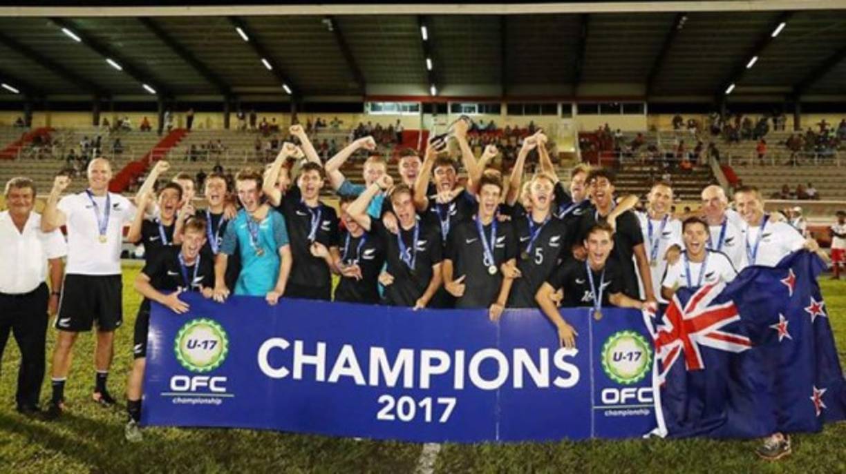 Nueva Zelanda se adjudicó un sexto Campeonato Sub-17 de la OFC consecutivo, aunque tuvo que superar bastantes obstáculos para imponerse en Tahití. Si bien fue primera de su liguilla, encadenando tres victorias, no aseguró el triunfo en la crucial semifinal contra Papúa Nueva Guinea hasta la prolongación, cuando marcó el gol decisivo. Después de sellar su pasaporte para la India, los Kiwis pusieron la guinda a su campaña mediante un sensacional 7-0 sobre Nueva Caledonia en la final.