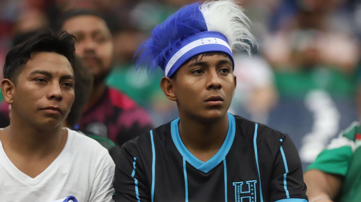 Lindas chicas y los pequeños que enamoraron en el México-Honduras