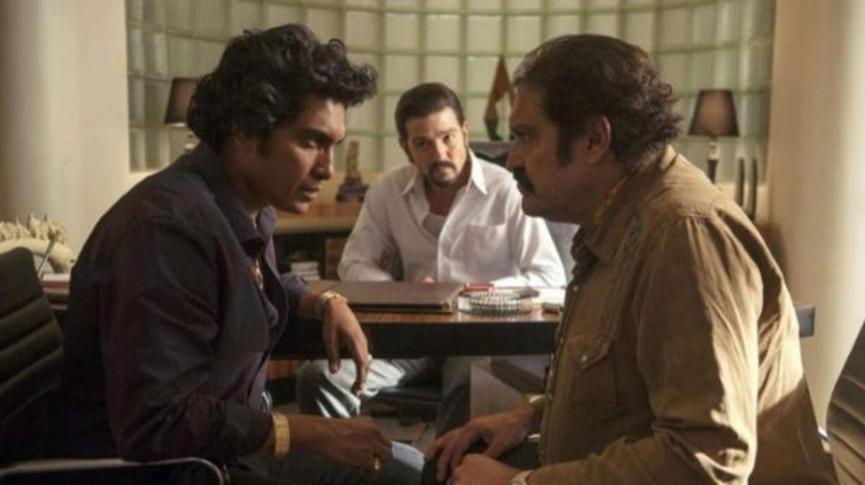 Miguel Ángel Félix Gallardo, Rafael Caro Quintero y Ernesto Fonseca 'Don Neto' Carrillo, ese dragón criminal de tres cabezas que cimbró a México en los años 80 con el Cartel de Guadalajara, vuelven del pasado para recordar los estragos del narcotráfico en un país golpeado por la violencia de los carteles, de la mano de Netflix en la serie Narcos.