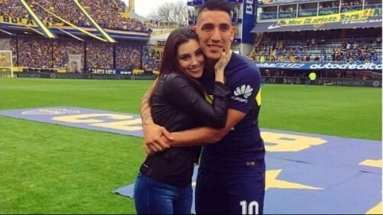 La chica llegó a publicar 23 historias en Instagram antes de la tragedia. Dijo estar aburrida por la cuarentena que estaba llevando adelante junto al futbolista de Vélez en su departamento de Puerto Madero. '¿Decían que enero era largo? Hoy parece 80 de marzo', se quejó en una de las publicaciones.