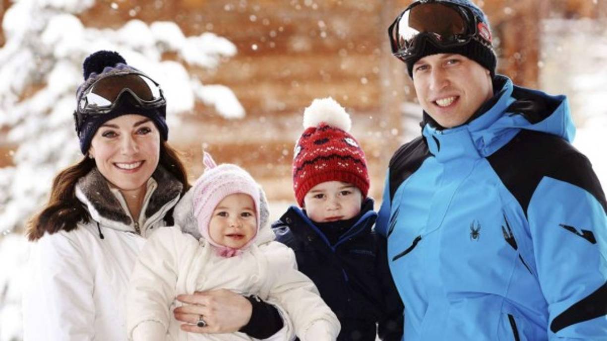 Catalina, Charlotte, George y William de Cambridge.