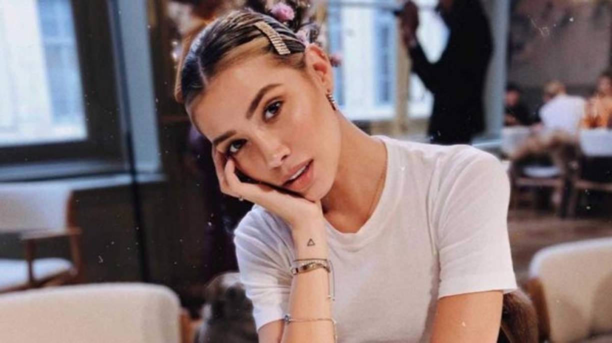 Tras esto, Michelle Salas decidió romper el silencio, y por medio de un comunicado publicado en sus redes sociales expresó su malestar sobre la forma en que se presentó su imagen.