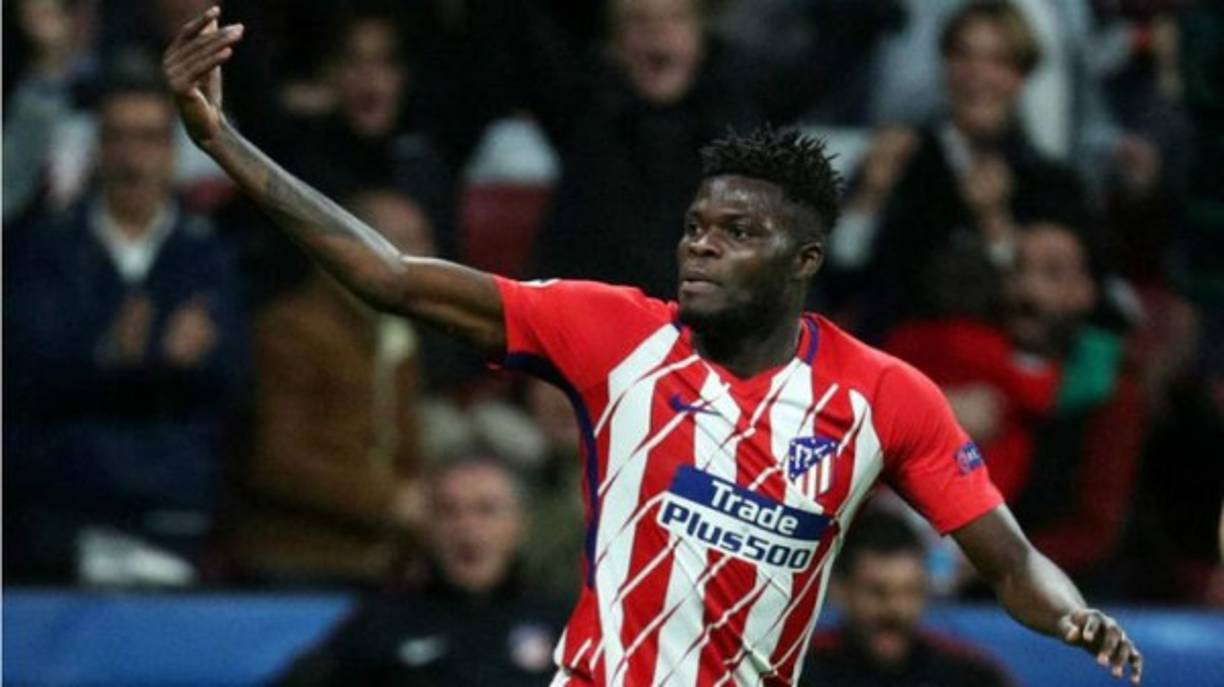 Según el 'Daily Express' el Arsenal, quien ya se interesó por el centrocampista del Atlético Thomas Partey, ha aumentado su interés por el jugador ghanés para reforzar su medular de cara a la próxima temporada