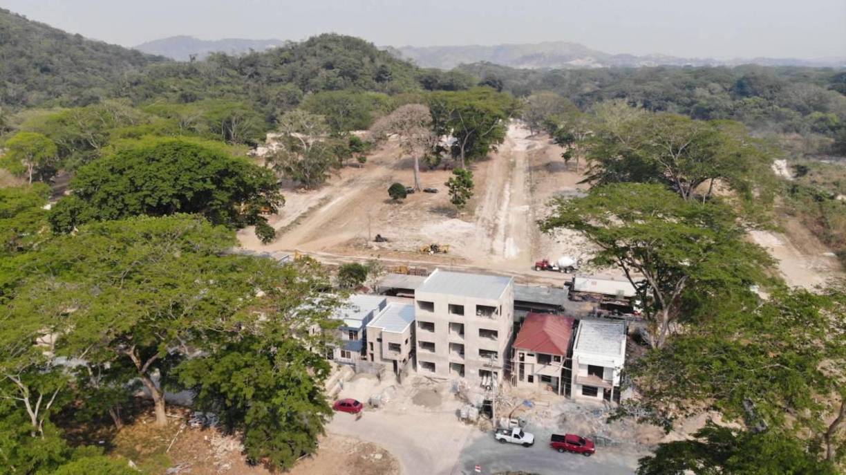 Los pobladores del sector explican que han levantado listas para pedir a las autoridades que supervisen la situación porque ven que cada día las invasiones aumentan y el desastre es mayor.