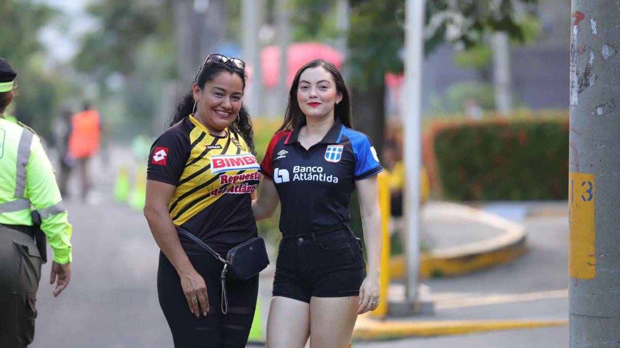 La presencia de las chicas en el recinto sampedrano.