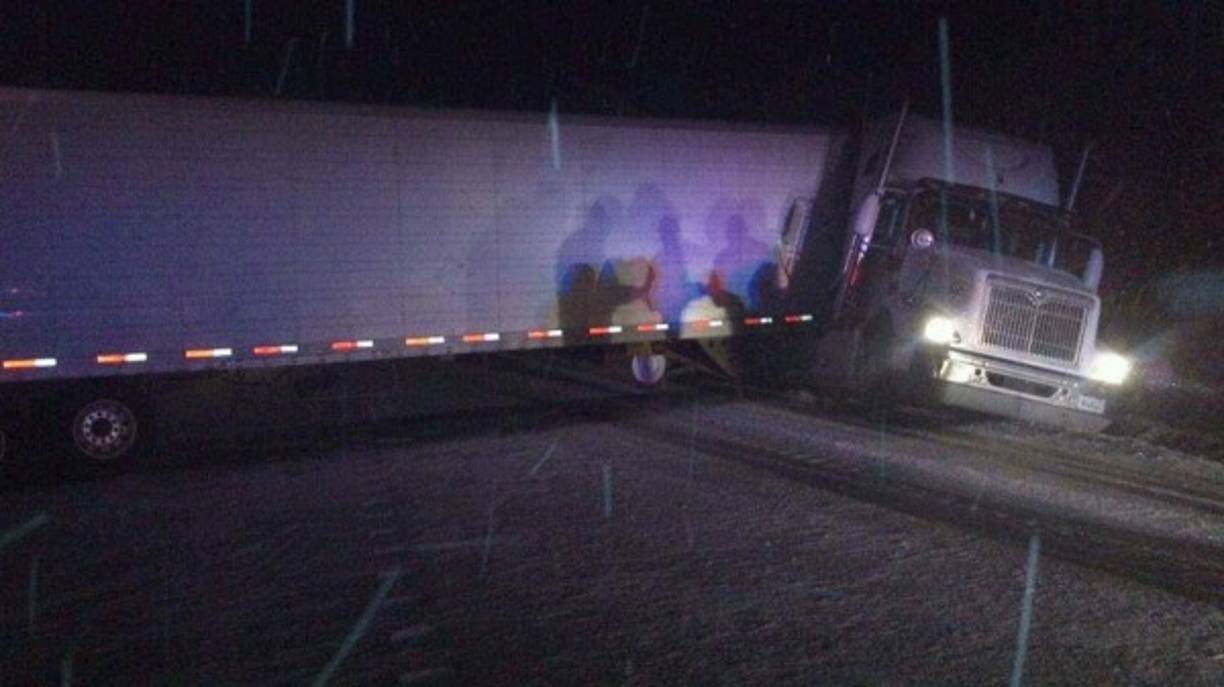 Germán Cruz Santos indicó que los conductores de camiones experimentan dificultades con las tormentas invernales. <br/>