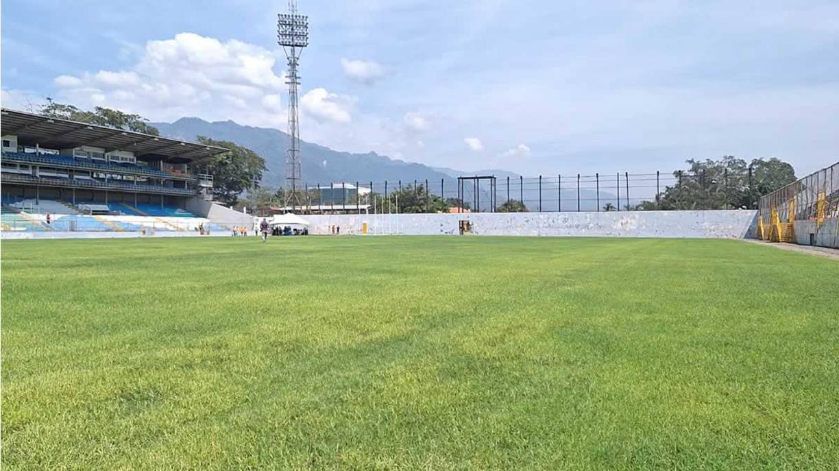 Asimismo, se descarta que Real España y Marathón puedan jugar en el estadio Morazán en el presente Torneo Clausura 2024, pues se necesitarán al menos tres meses más para terminar con los trabajos.