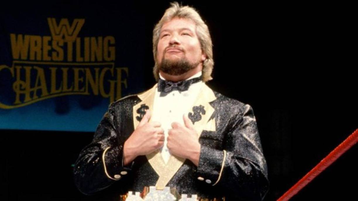 El luchador Ted DiBiase es otro de los que apoya a Donald Trump.