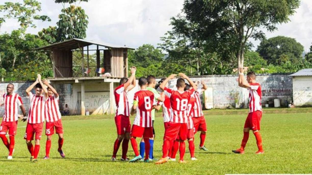 El Atlético Municipal de Santa Cruz de Yojoa se verá las caras en el repechaje contra Estrella Roja.