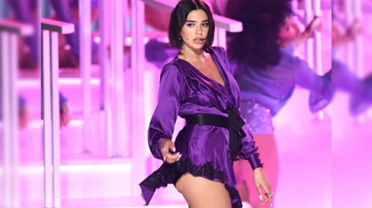 El show es su segunda presentación para una audiencia masiva. El fin de semana pasado estuvo en los escenarios de los premios Billboard 2018.