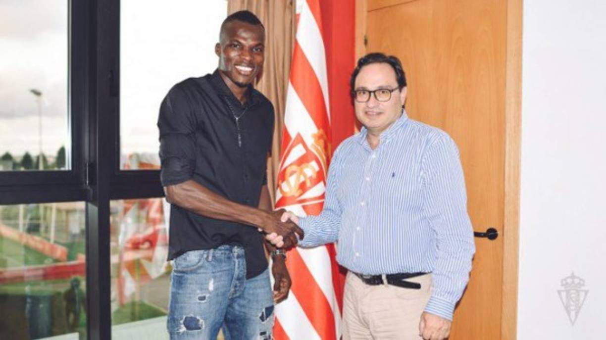 El Sporting Gijón ha fichado al mediocentro ghanés Isaac Cofie como agente libre. Firma hasta junio de 2020, su último club fue el Genoa.