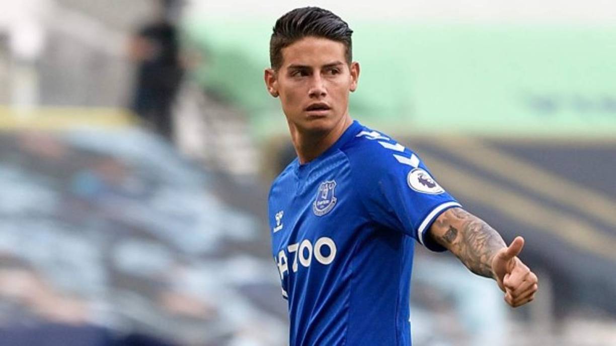 El Everton pone a James Rodríguez en el mercado. El centrocampista colombiano tampoco encontró su sitio en el club de la Premier League y el equipo estaría dispuesto a escuchar ofertas por él. Tanto es así, que los 'toffees' aceptarían una oferta de 20 millones de euros, según el periodista italiano Ekrem Konur.