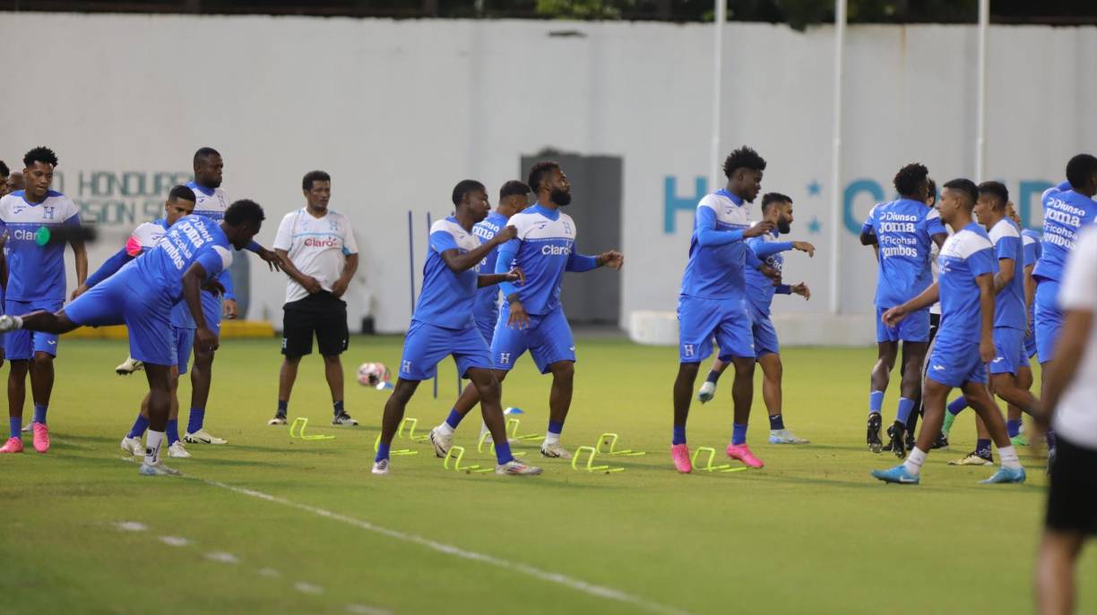 Así fue el segundo día del microciclo de trabajo de la selección hondureña pensando y preparando la fórmula para derribar a México.